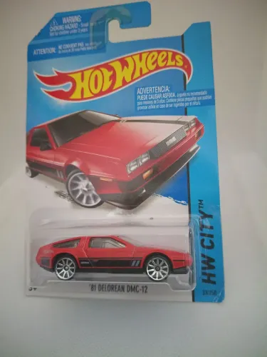 HOT WHEELS '81 DELOREAN DMC-12 HW CITY? 2013