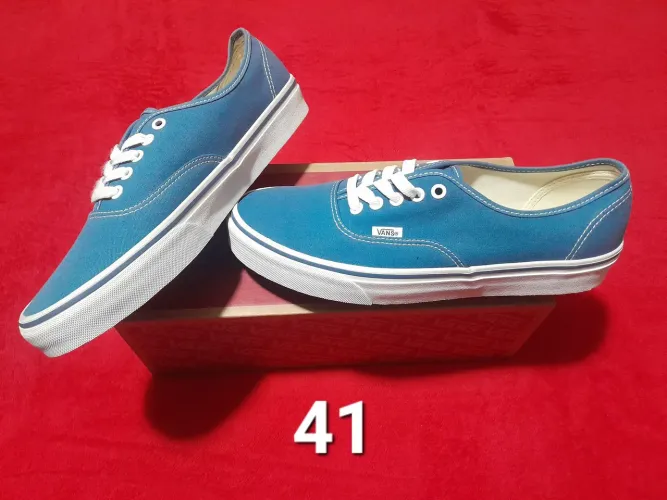 Tenis VANS AUTHENTIC Tamanho 41