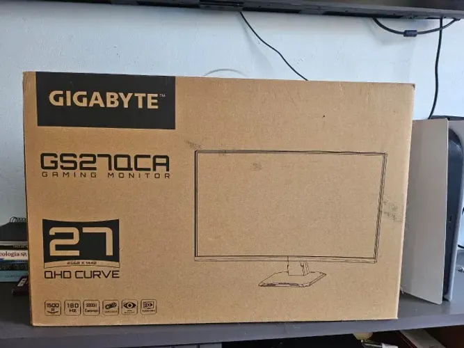 Monitor Gamer Gigabyte Curvo 27" 2k 180Hz