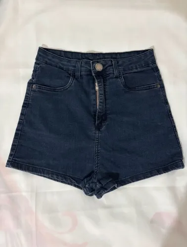 Short jeans cintura alta tamanho 38 usado