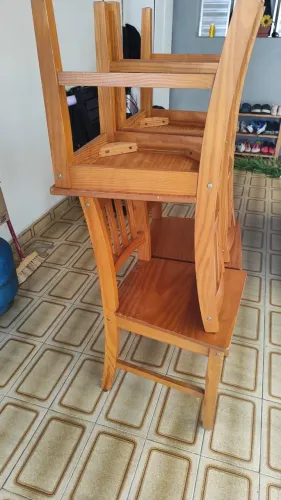 Cadeira madeira maciça - sala de jantar 