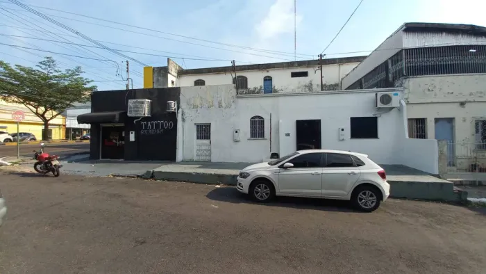 Vendo sala comercial 33 m2, Próximo a Av. Djalma Batista, Manaus/Am.