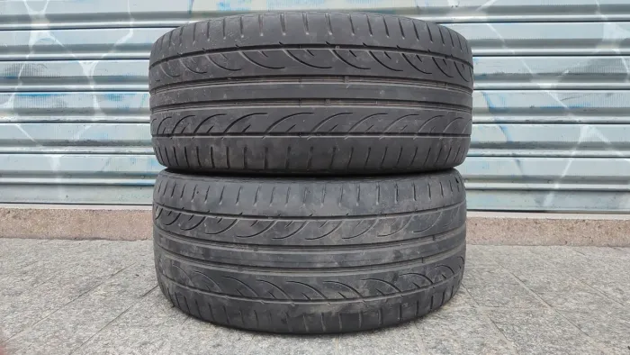 Par de pneus 225/40/18 Hankook Ventus v12