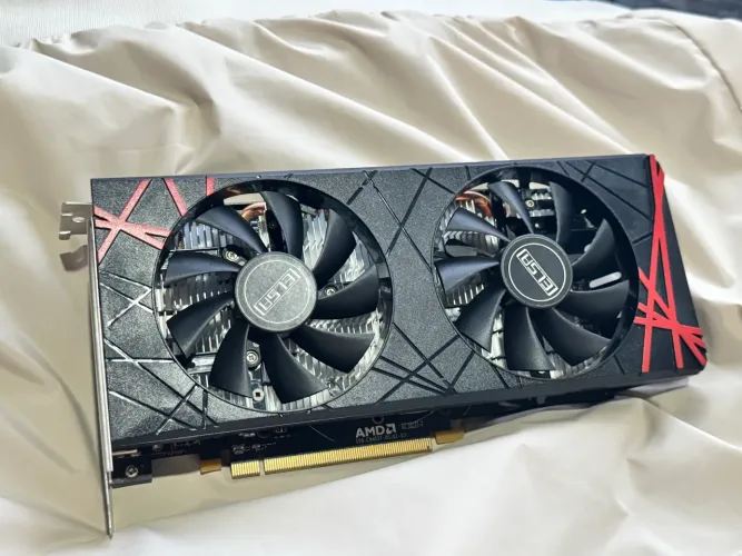 RX 580 8GB 2048SP MLLSE - Pouquíssimo Uso