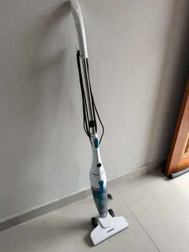 Aspirador Vertical Mondial Turbo Cyrcle