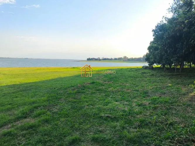 Rancho com 4 dormitórios à venda, 100 m² por R$ 300.000,00 - Condomínio Lago e Sol - Front