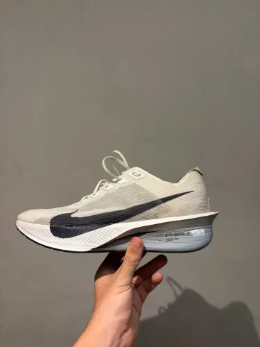 Nike Vaporfly 4