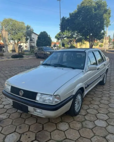 Volkswagen Santana Glsi / GLS 1.8/ 2.0 (álcool) 1994