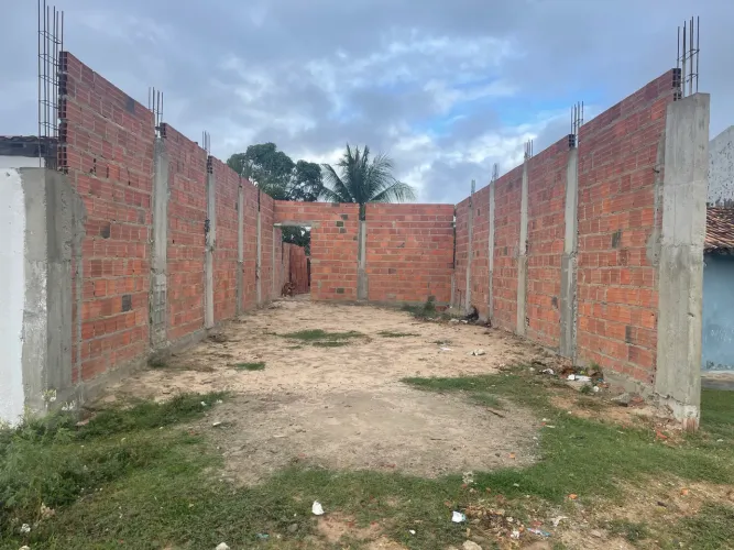 Vendo esse terreno