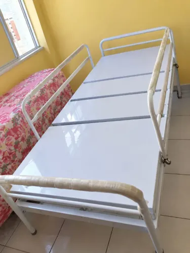 Cama hospitalar pra doação