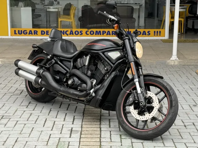 Harley-davidson V-rod 1250cc muscle vrscf 2014