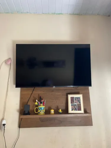 Smart TV LED 43' TCL Android com painel incluso