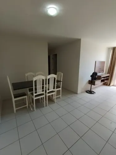 Lindo Apartamento Para Locação com Mobilia no Condomínio Carlos Wilson