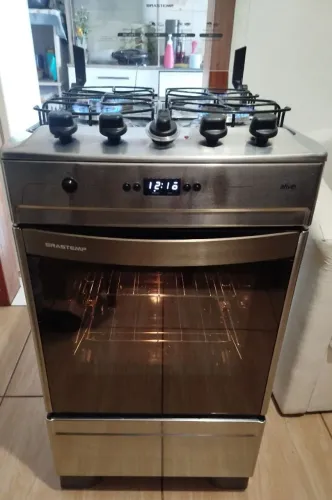 Fogão Brastemp inox espelhado