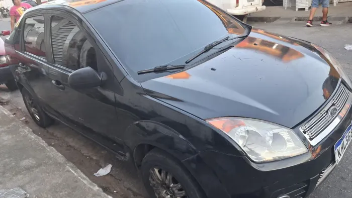 Ford Fiesta Sedan 1.0 8V Flex 4P 2008