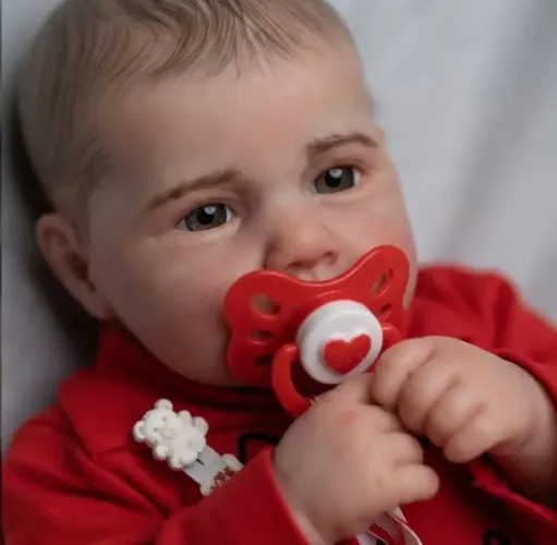 Bebê reborn loulou acordado