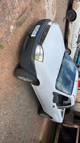 Ford Courier 1.6 L/ 1.6 Flex 2005