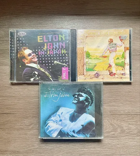 Coleção de CDs Elton John