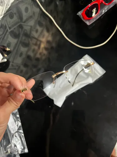 Óculos Jaguar transparente pra hoje