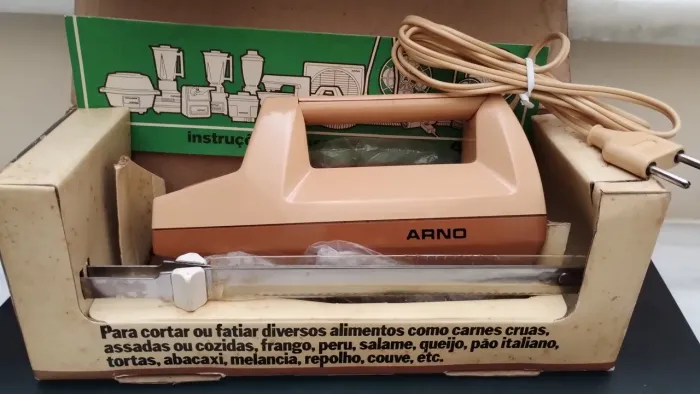Faca elétrica Arno 110v ler a Descrição 