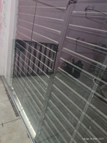 Vitrine de vidro completa