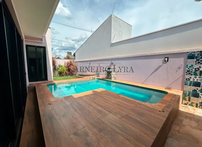Casa com 3 quartos à venda por R$1.300.000 - Condomínio Flamboyant