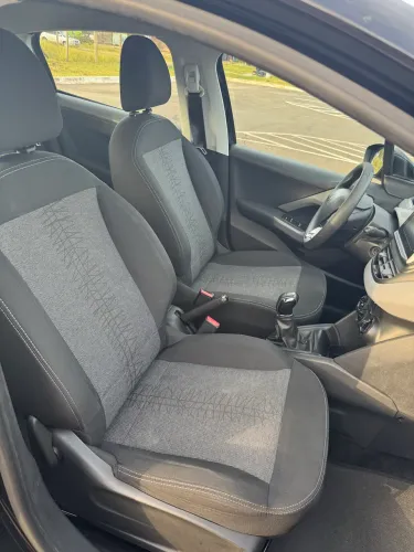 Peugeot 208 Active 1.2 Flex 12V 5P Mec. 2018