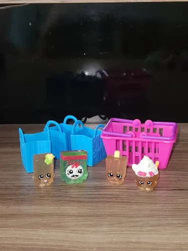 4 Shopkins Transparente