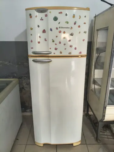 Geladeira Electrolux 450 litros