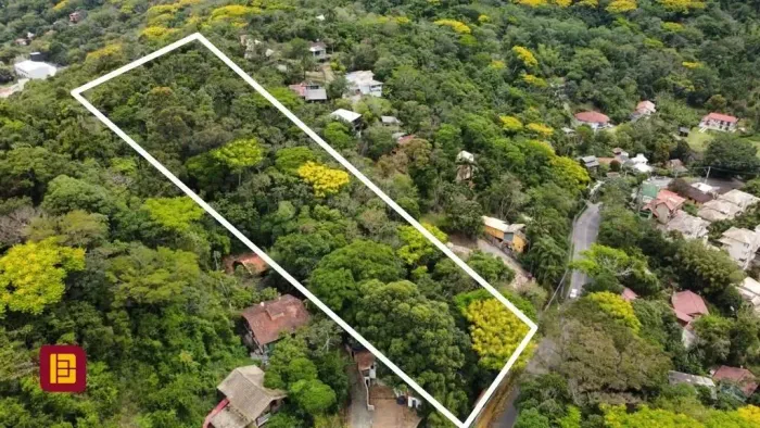 Terreno à venda na Lagoa da Conceição