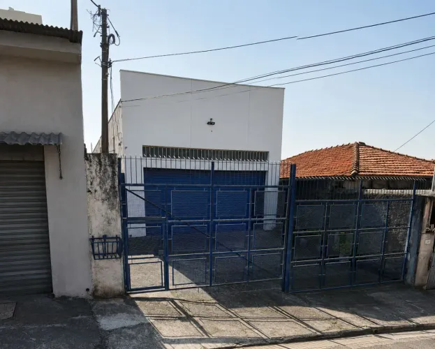 Galpão na Rua Campinas do Piauí, 911 500 m²