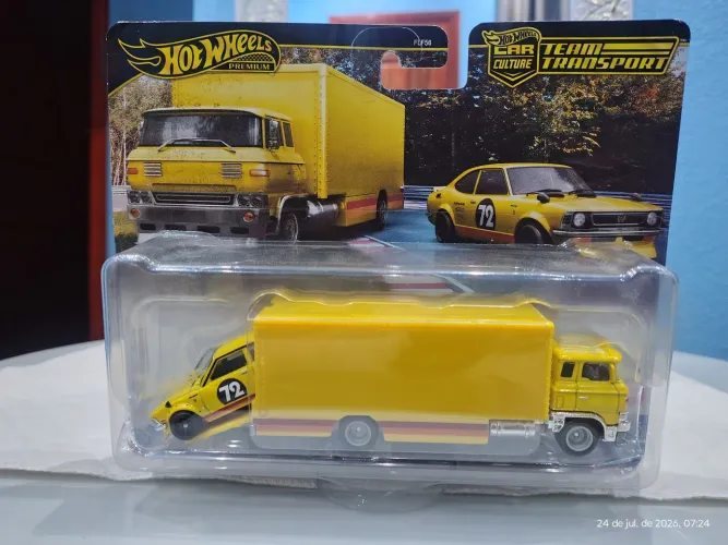 Hot Wheels Tean transport - Toyota Corolla\Sakura Sprinter