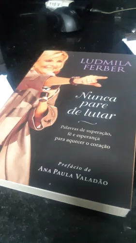 Nunca pare de lutar