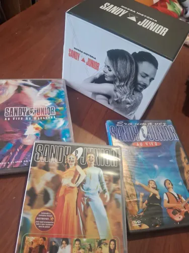 Box Sandy e Junior mais DVDs em perfeito estado