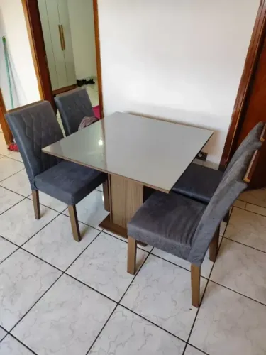 Conjunto Sala de Jantar Tampo de Vidro 4 Cadeiras Capri Madesa