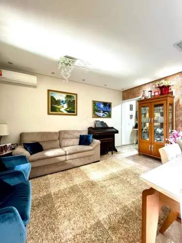 Casa térrea com 03 dormitórios à venda, 106 m² na Vila Clarice - Santo André/SP