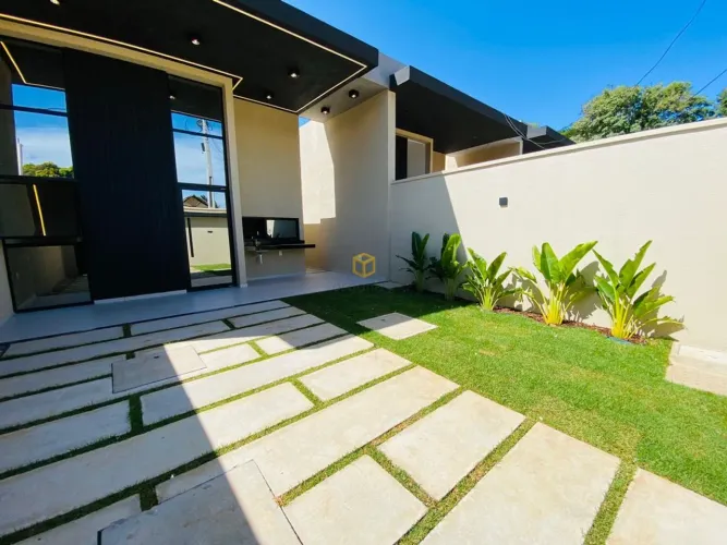 Casa Plana em Rua Privativa no Eusébio.