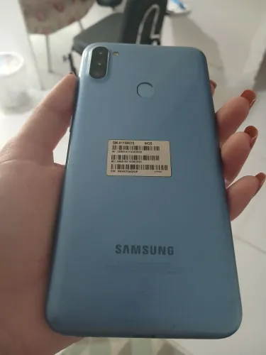 Galaxy A11 (SM-A115M/DS), com 64 GB de armazenamento.