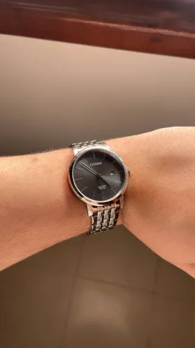 NOVO - Relógio Citizen Quartz Date - Dial Cinza - Original Caixa e Garantia
