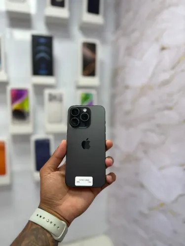 iPhone 15 Pro - 128GB ?3.699
