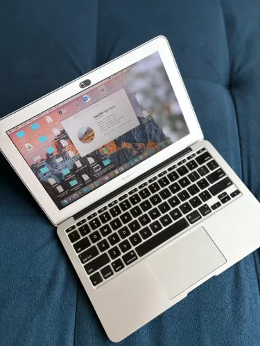 MacBook Air 2012, 11 polegadas