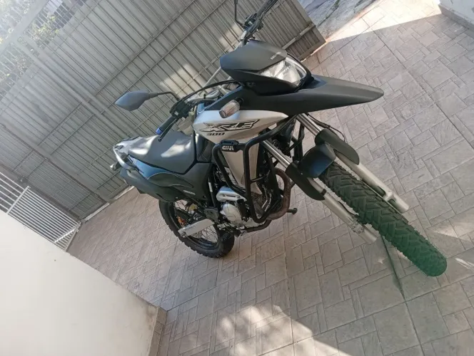XRE 300