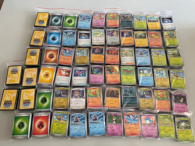 Bulk / Lote de 2400+ Cartas Originais Pokémon Heróis Excelsos
