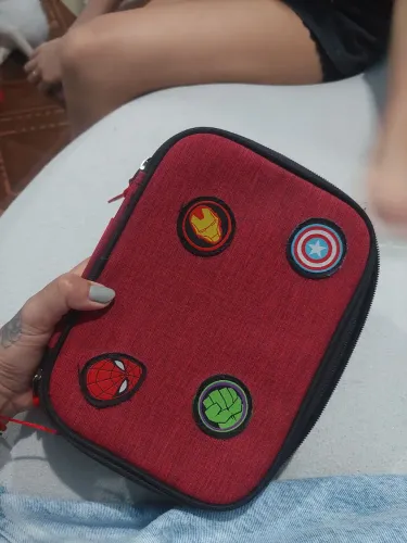 Estojo escolar Marvel