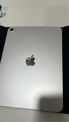 Vendo iPad 11 novo já com capa e teclado 