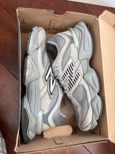Tênis New balance 9060 grey days 43 masculino original