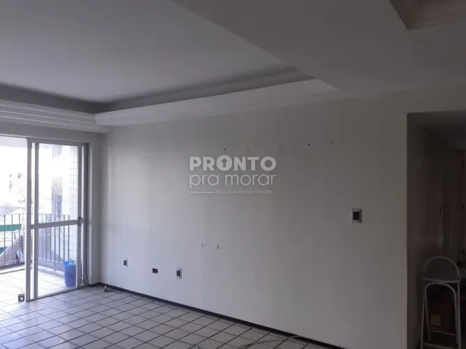 Apartamento com 3 quartos em Madalena