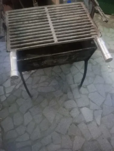 Churrasqueira desmontável de alumínio bloco