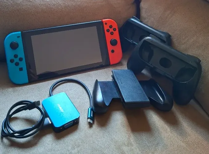Console Nintendo Switch (Faço olx pay)