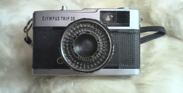 Câmera fotográfica antiga Olympus